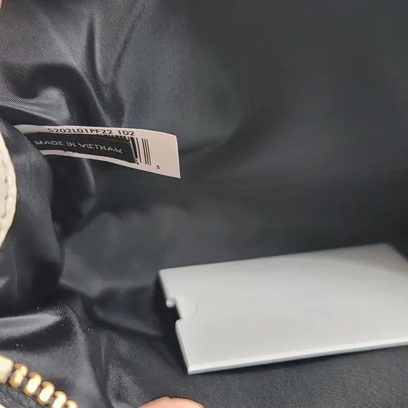 MARC JACOBS New Grind Leather Cosmetic Pouch - Wow - Picture 8 of 9